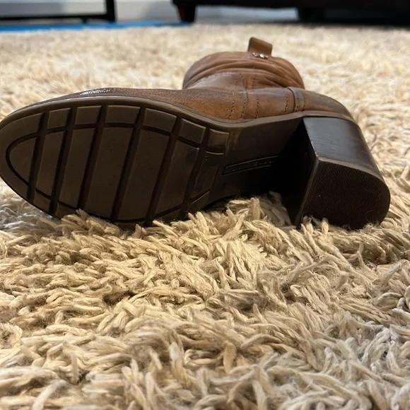 Booties - Picture 7 of 10